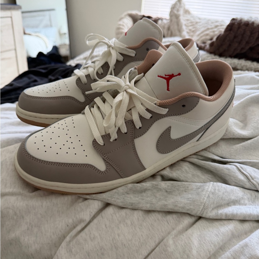 Jordan 1 low